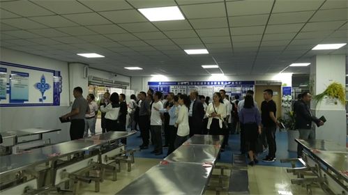 經(jīng)開區(qū)開展全區(qū)教育系統(tǒng)校園食品安全和膳食經(jīng)費管理現(xiàn)場觀摩活動