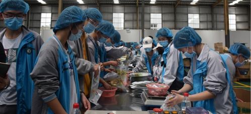 我市第一高級中學(xué)開展 走進工廠 勞動教育實踐活動